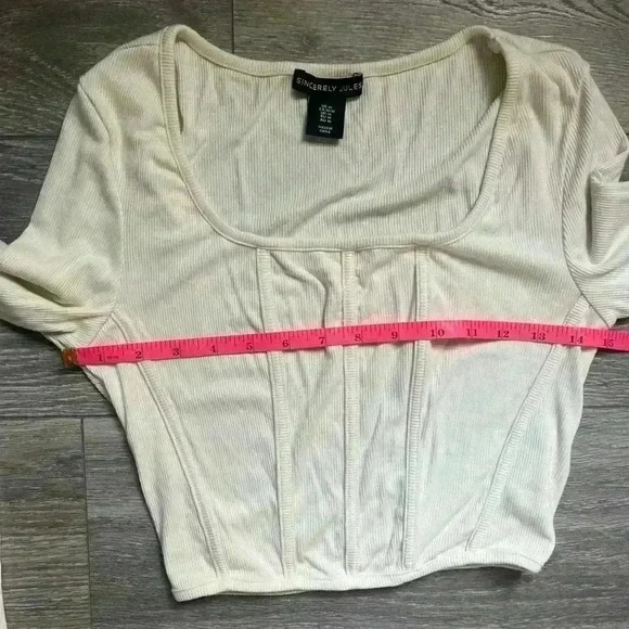 Sincerely Jules Cream Long Sleeve Ribbed Crop Top with Boning Size M - Picture 6 of 6